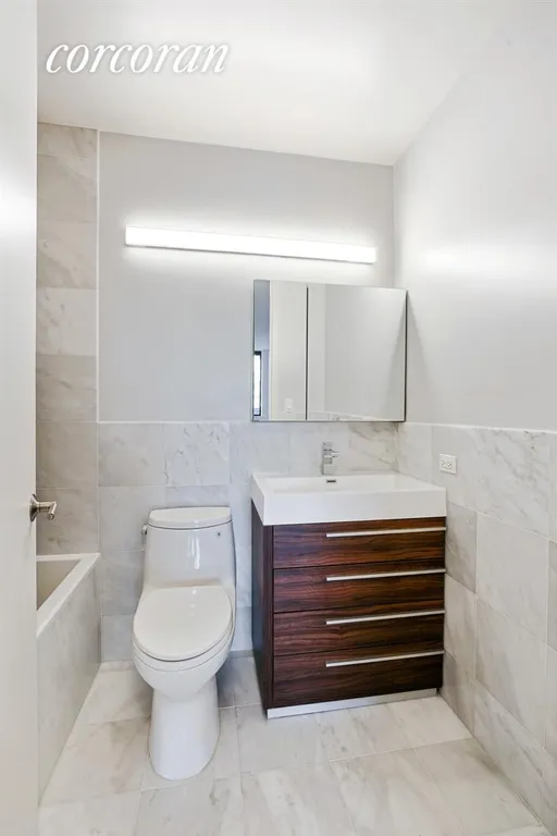 New York City Real Estate | View 255 East 49th Street, 7B | Master Bathroom | View 10