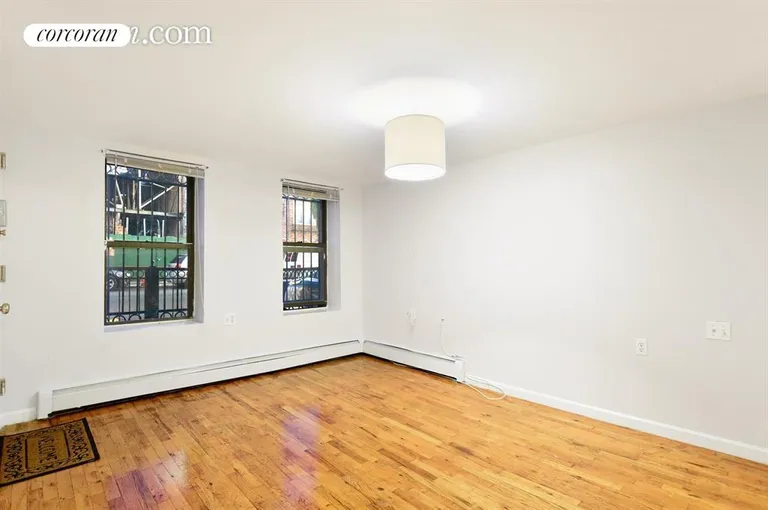 New York City Real Estate | View 203 MacDougal Street, Ground | room 1 | View 2