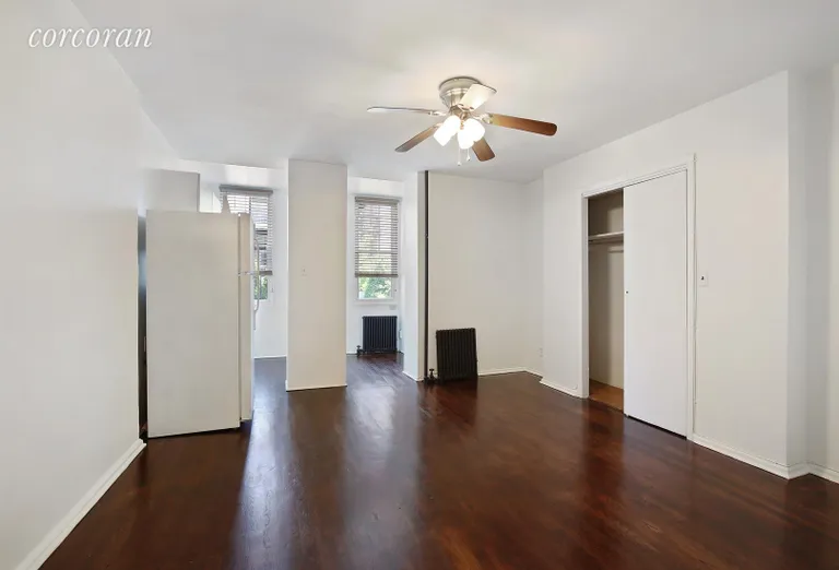 New York City Real Estate | View 123A Carroll Street, 2 | 1 Bed, 1 Bath | View 1