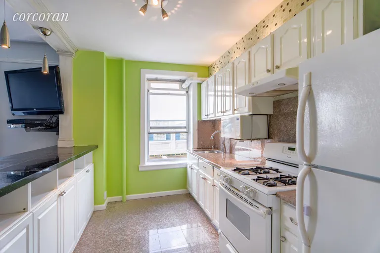 New York City Real Estate | View 45-08 40th Street, B42 | room 2 | View 3