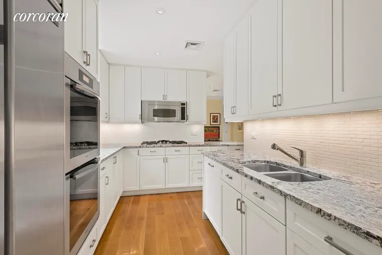 New York City Real Estate | View 317 West 89th Street, 4W | With Double Dishwashers and Double Ovens | View 4