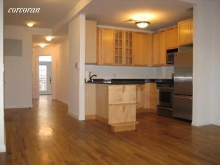 New York City Real Estate | View 334 2nd Street, 2C | room 2 | View 3
