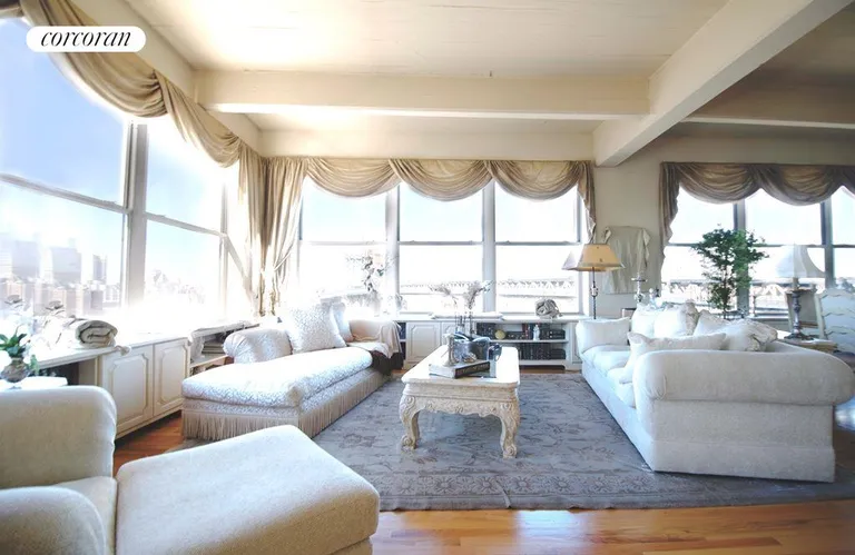 New York City Real Estate | View 1 Main Street, 10B | room 1 | View 2