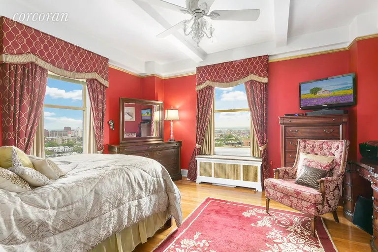 New York City Real Estate | View 27 Prospect Park West, 10B | 6 | View 5
