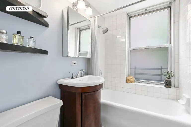 New York City Real Estate | View 325 West 45th Street, 304 | Bathroom | View 5