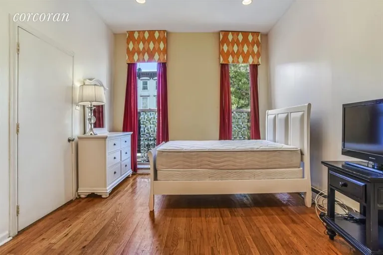 New York City Real Estate | View 192 Madison Street, 1-F | Bedroom 1F | View 3
