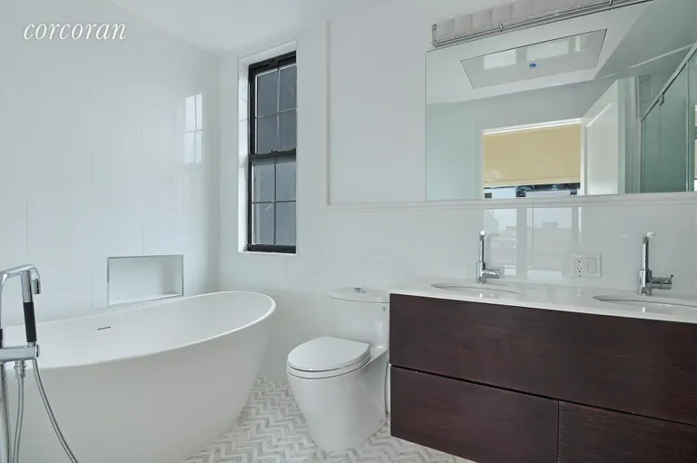 New York City Real Estate | View 212 Franklin Street, 3 | room 4 | View 5