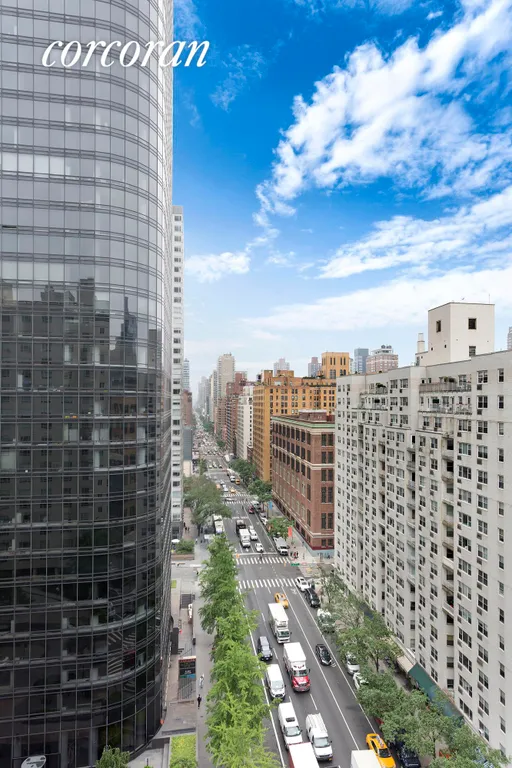 New York City Real Estate | View 200 East 66th Street, E15-02 | Wonderful city views | View 6