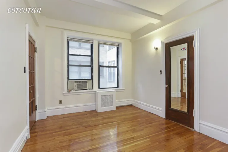 New York City Real Estate | View 170 West 74th Street, 501 | room 2 | View 3