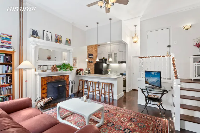 New York City Real Estate | View 119 West 85th Street, 2R | Cook with ease while you entertain!  | View 2
