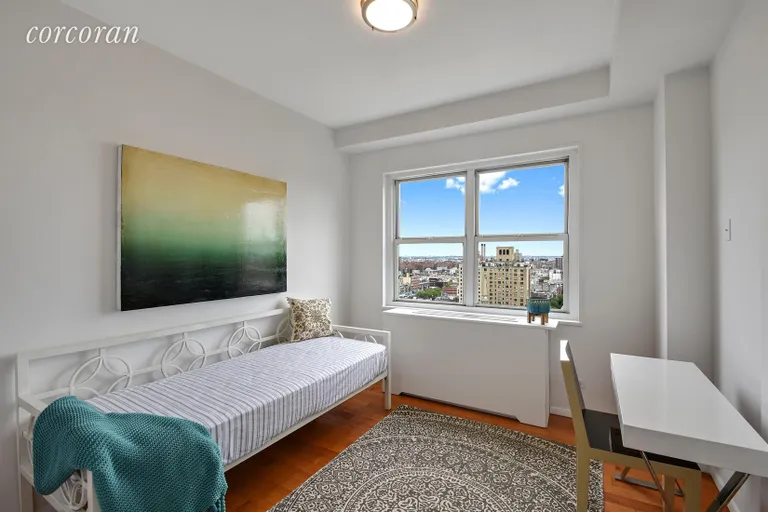 New York City Real Estate | View 115 East 9th Street, 21D | Bedroom | View 5