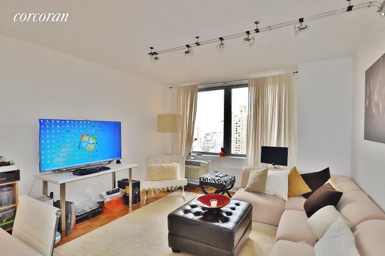 New York City Real Estate | View 1623 Third Avenue, 21B | 1 Bed, 1 Bath | View 1