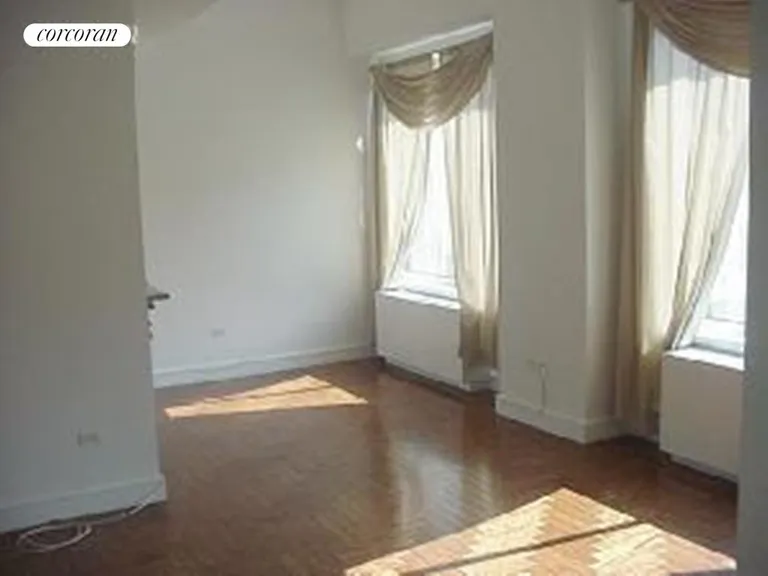 New York City Real Estate | View 200 Riverside Boulevard, 16H | room 1 | View 2