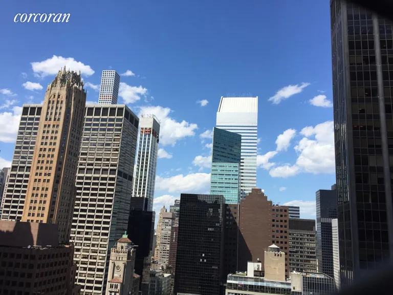 New York City Real Estate | View 145 East 48th Street, 5H | 1 Bed, 1 Bath | View 1