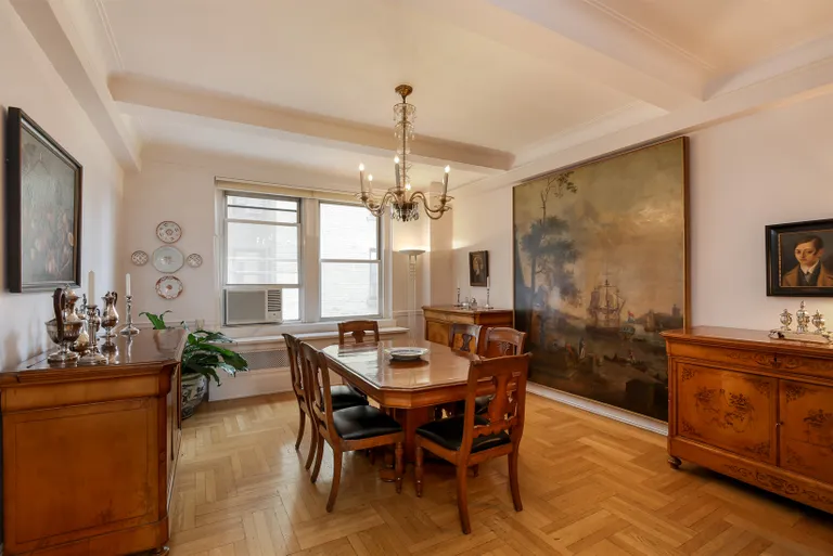 New York City Real Estate | View 470 West End Avenue, 8A | Spectacular formal dining room | View 5