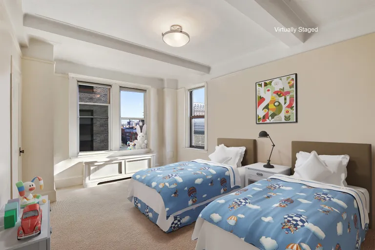 New York City Real Estate | View 470 West End Avenue, 8A | Sun-filled corner bedroom with en-suite bath | View 7