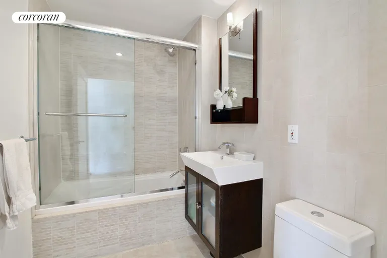New York City Real Estate | View 343 4th Avenue, 11G | Bathroom | View 9
