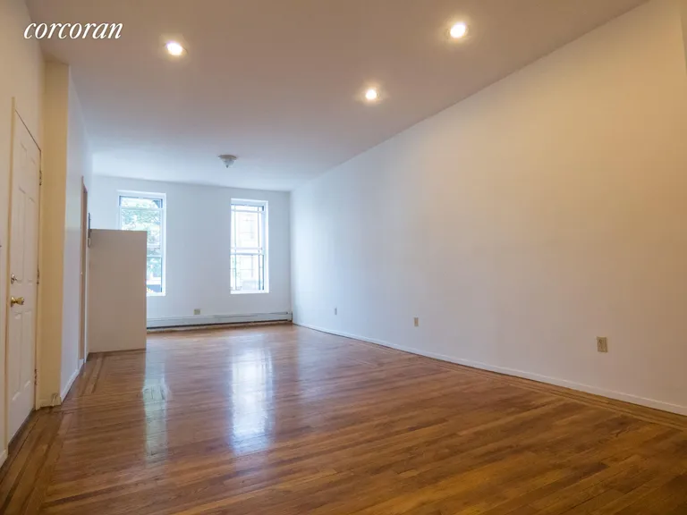 New York City Real Estate | View 482 5th Avenue, 1 | room 4 | View 5