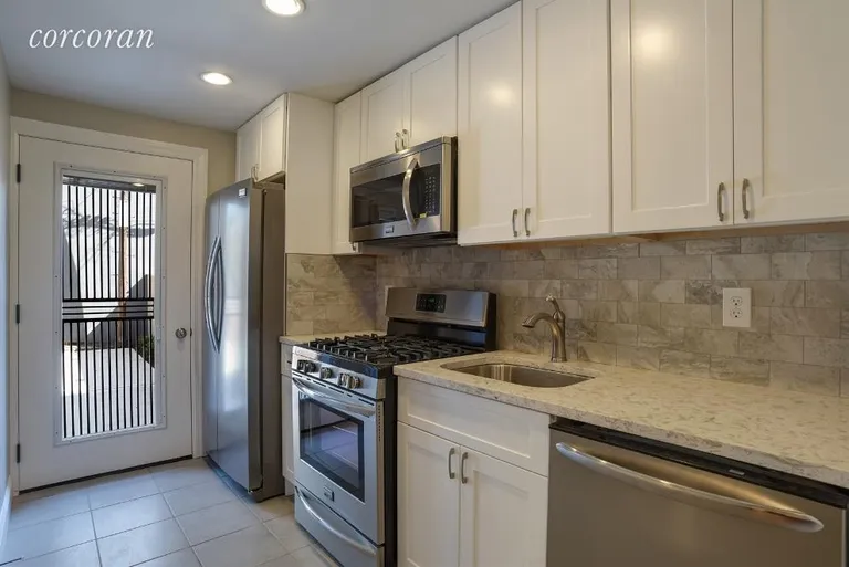 New York City Real Estate | View 109 Albany Avenue, 1 | room 1 | View 2