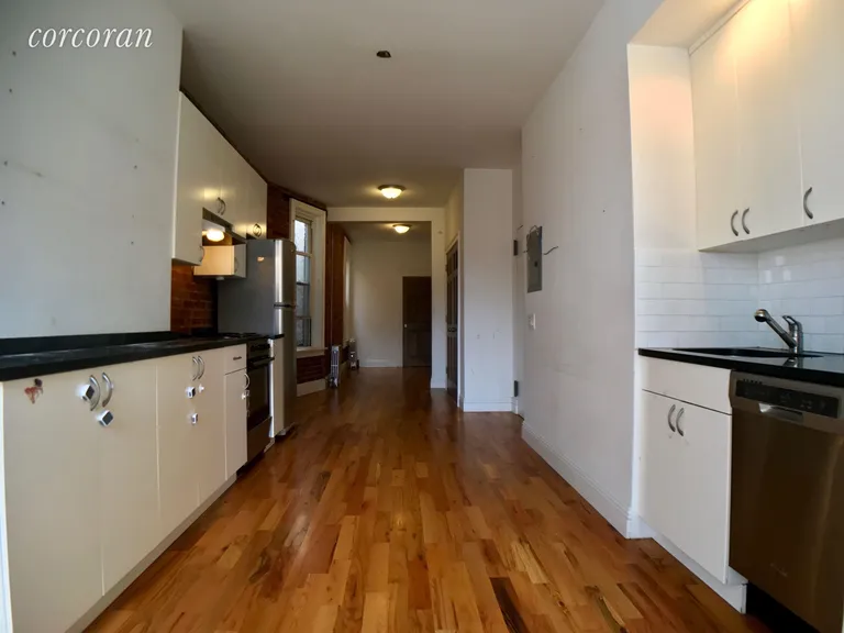 New York City Real Estate | View 104 Bedford Avenue, 4R | room 1 | View 2