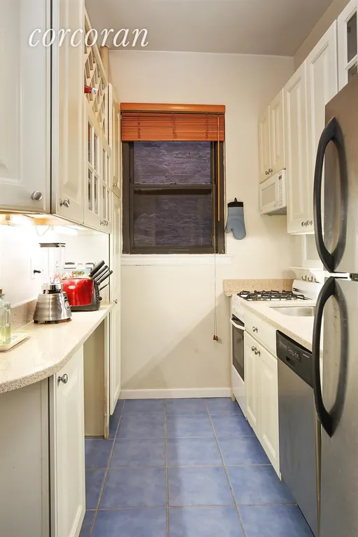 New York City Real Estate | View 320 East 86th Street, 3A | Kitchen | View 3