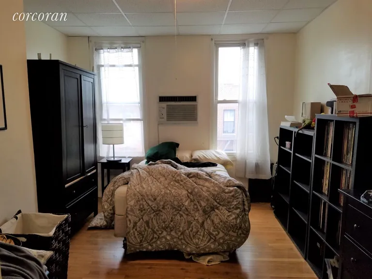 New York City Real Estate | View 110 Jackson Street, 3R | room 4 | View 5