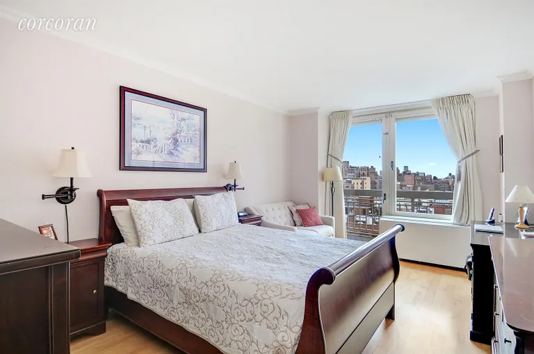 New York City Real Estate | View 170 East 87th Street, W15A | Master Bedroom | View 3