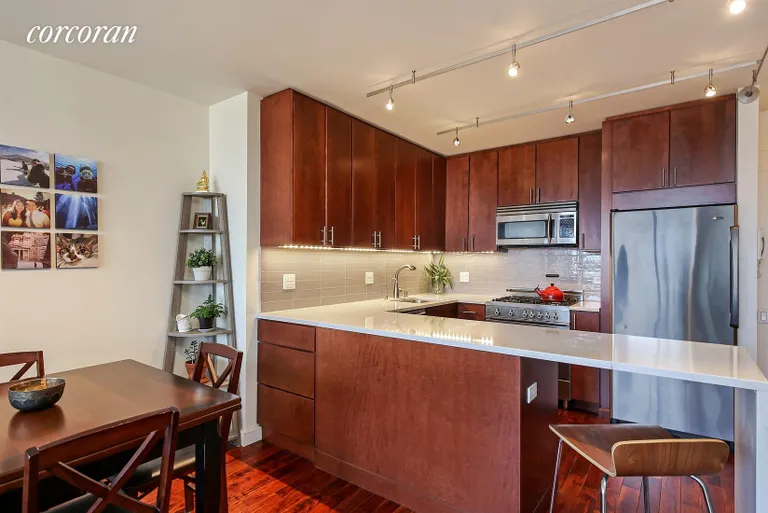 New York City Real Estate | View 255 East 49th Street, 31C | Kitchen / Dining Area | View 4