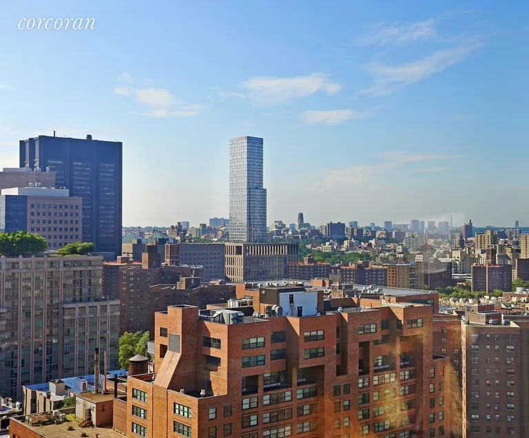 New York City Real Estate | View 215-217 East 96th Street, 25K | room 4 | View 5