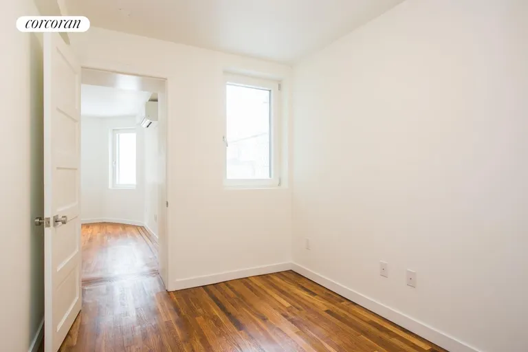 New York City Real Estate | View 154 Underhill Avenue, 1 | room 10 | View 11