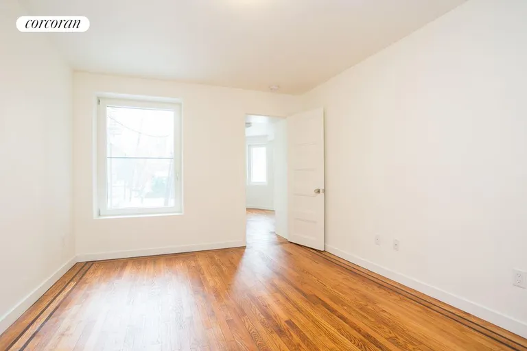 New York City Real Estate | View 154 Underhill Avenue, 1 | room 8 | View 9