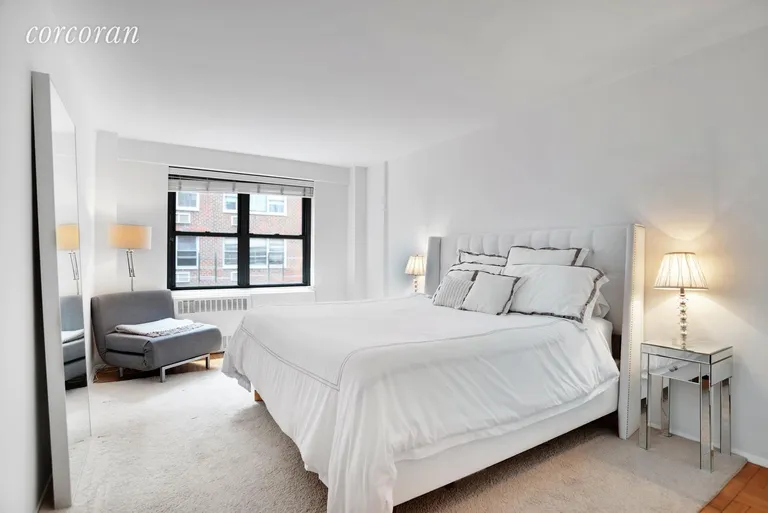 New York City Real Estate | View 420 East 55th Street, 9A | room 2 | View 3