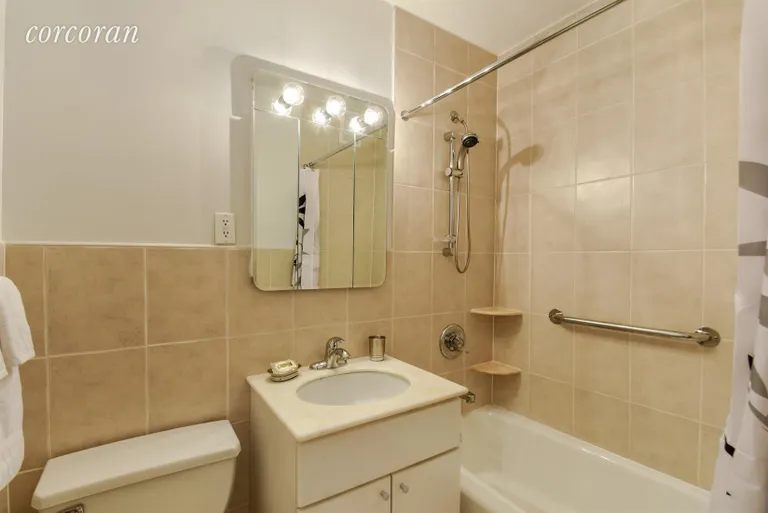 New York City Real Estate | View 130 Water Street, 12E | Bathroom | View 5