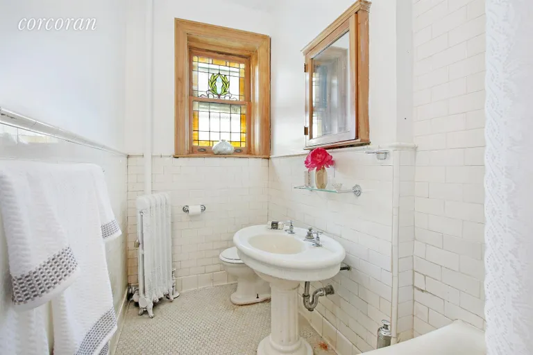 New York City Real Estate | View 67 Riverside Drive, 3BC | Bathroom | View 11