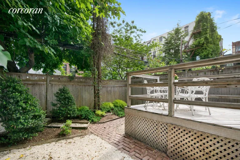 New York City Real Estate | View 487 3rd Street, 1 | Beautifully planted garden | View 5