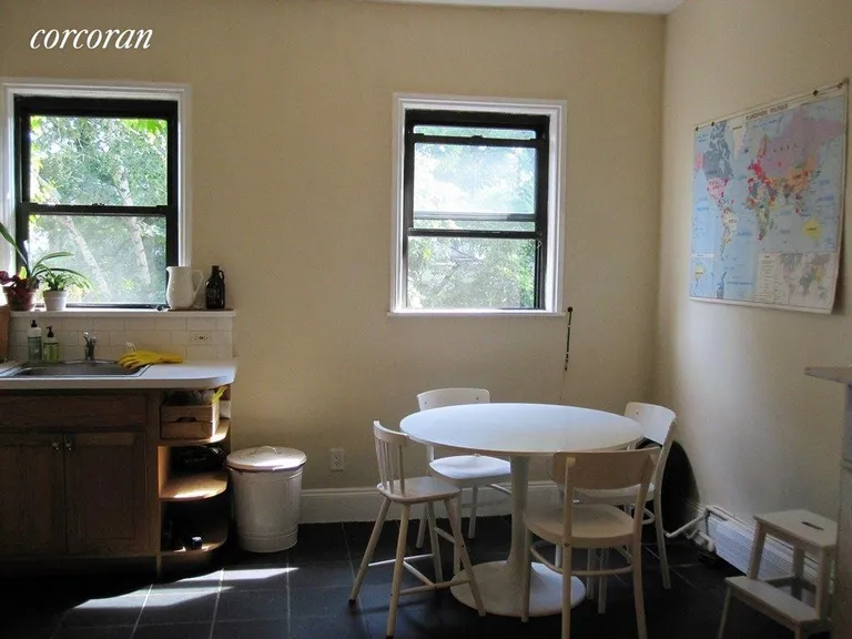 New York City Real Estate | View 392 Pacific Street, 2 | Eat-In Area in Kitchen | View 8