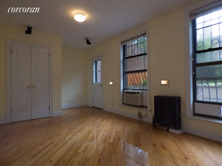 New York City Real Estate | View 86 South Oxford Street, 1R | room 5 | View 6