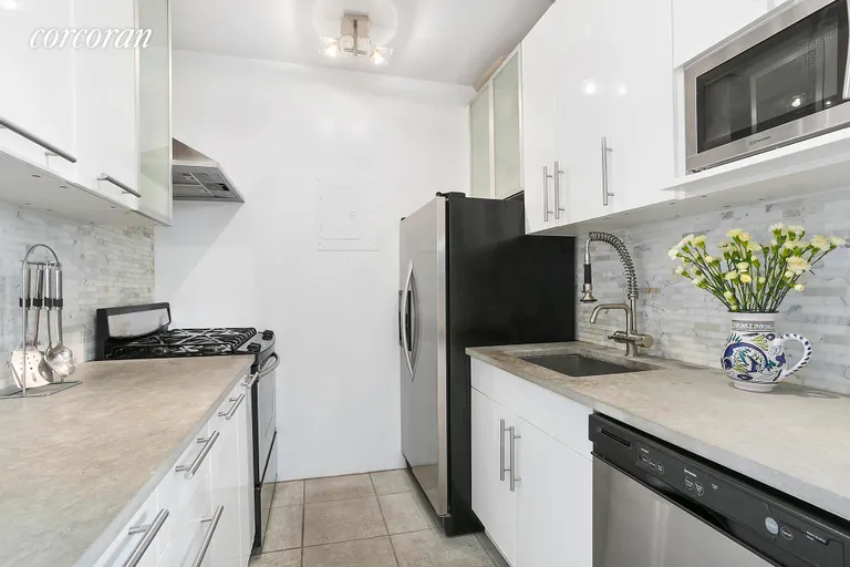 New York City Real Estate | View 11 Sterling Place, 2F | 3 | View 2