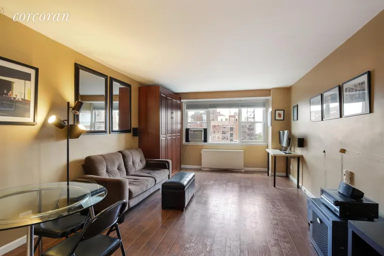 New York City Real Estate | View 40 Clinton Street, 11B | Living Room | View 7