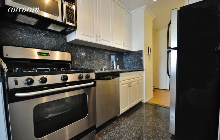 New York City Real Estate | View 1623 Third Avenue, 23K | room 9 | View 10