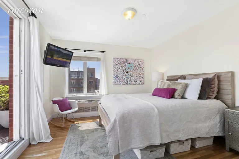 New York City Real Estate | View 23-25 31st Avenue, PHC | room 3 | View 4