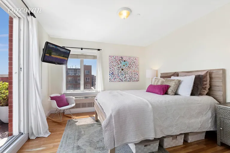 New York City Real Estate | View 23-25 31st Avenue, PHC | 1 | View 10