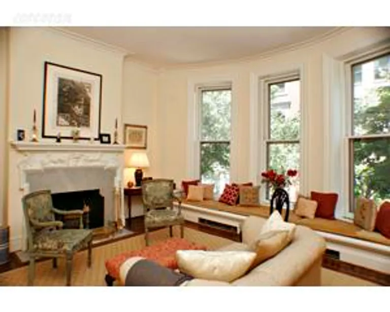 New York City Real Estate | View 16 East 95th Street | room 1 | View 2
