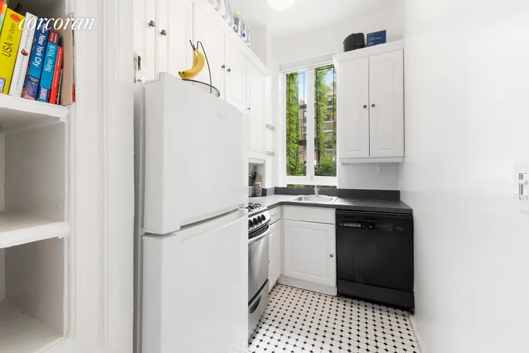 New York City Real Estate | View 331 West 19th Street, PARLOR | 3 | View 11