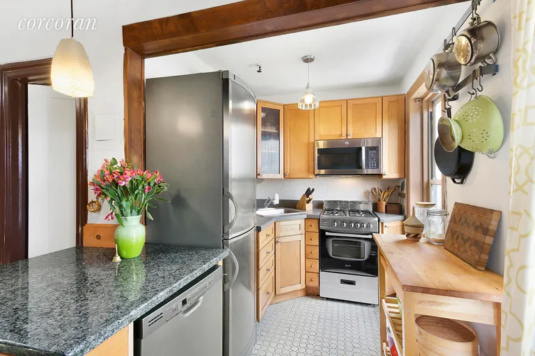New York City Real Estate | View 202 8th Avenue, 5 | 4 | View 4
