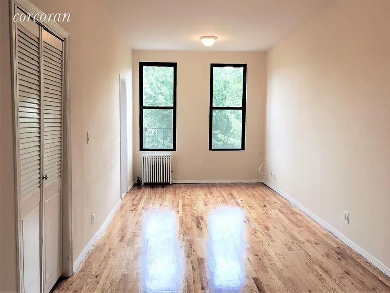 New York City Real Estate | View 178 Nassau Avenue, 3R | 1 Bed, 2 Baths | View 1