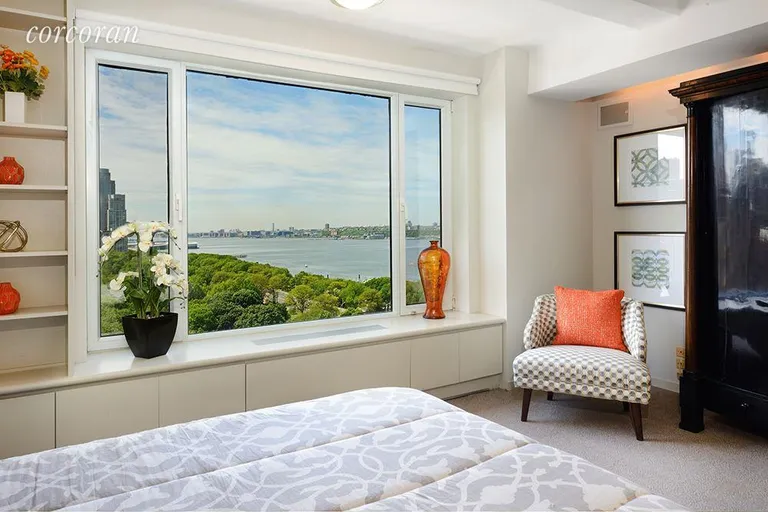 New York City Real Estate | View 110 Riverside Drive, 16A | room 13 | View 14