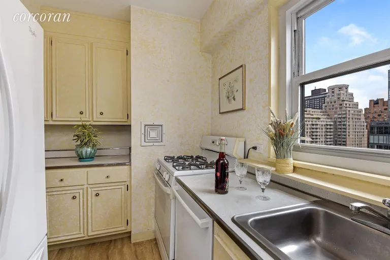 New York City Real Estate | View 111 East 85th Street, 15F | Kitchen | View 6