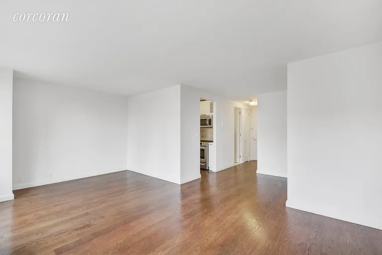 New York City Real Estate | View 200 East 94th Street, 603 | Living/Bedroom with alcove dining room | View 2