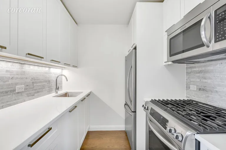 New York City Real Estate | View 200 East 94th Street, 603 | Top of the line kitchen with lots of cabinets! | View 4